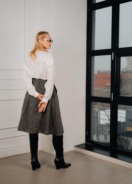 Chic A-line striped linen skirt