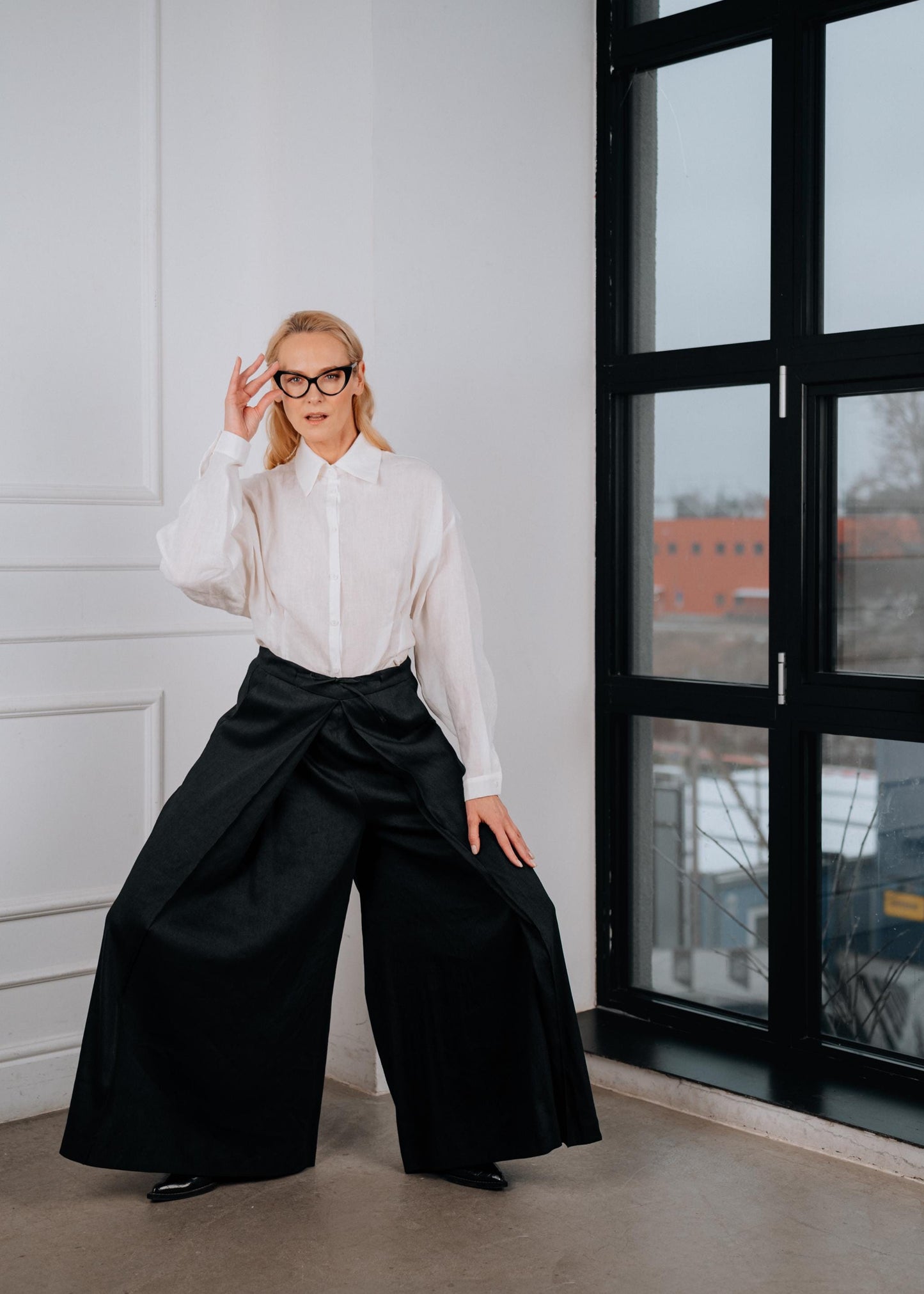 Oversized white linen shirts for women