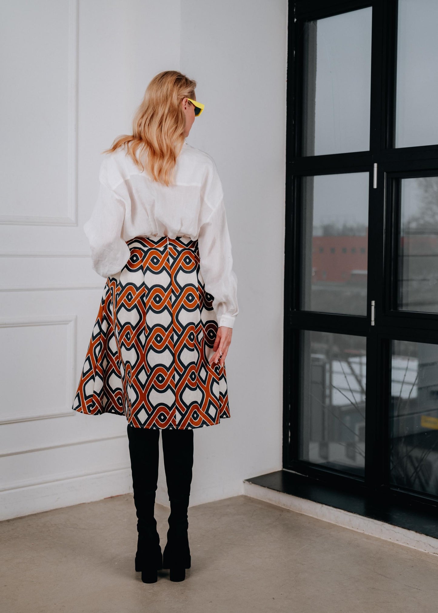 Bold retro geometric linen skirt