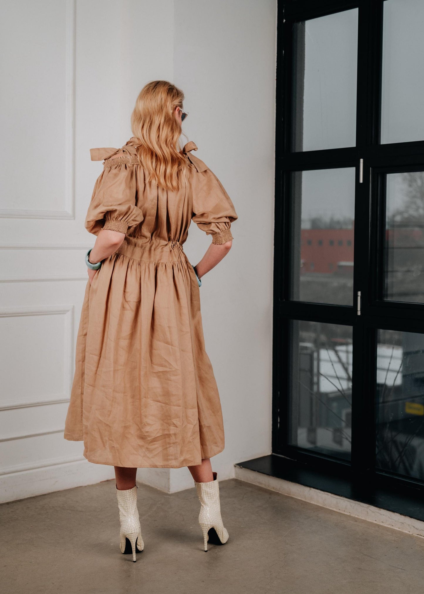 Elegant puff sleeve linen midi dress " FRIDA"