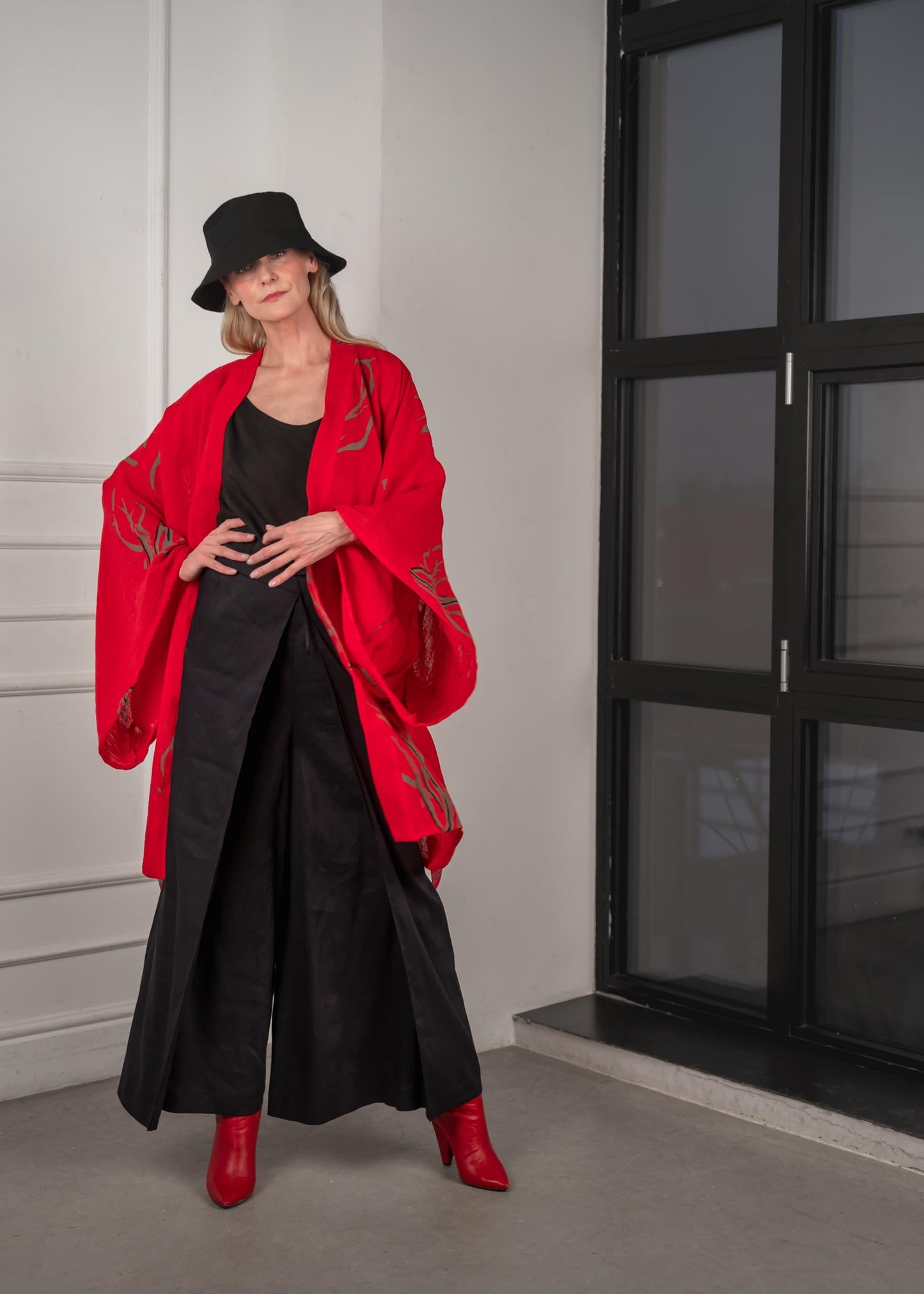 Elegant Linen Kimono Tunic ( ONE SIZE )