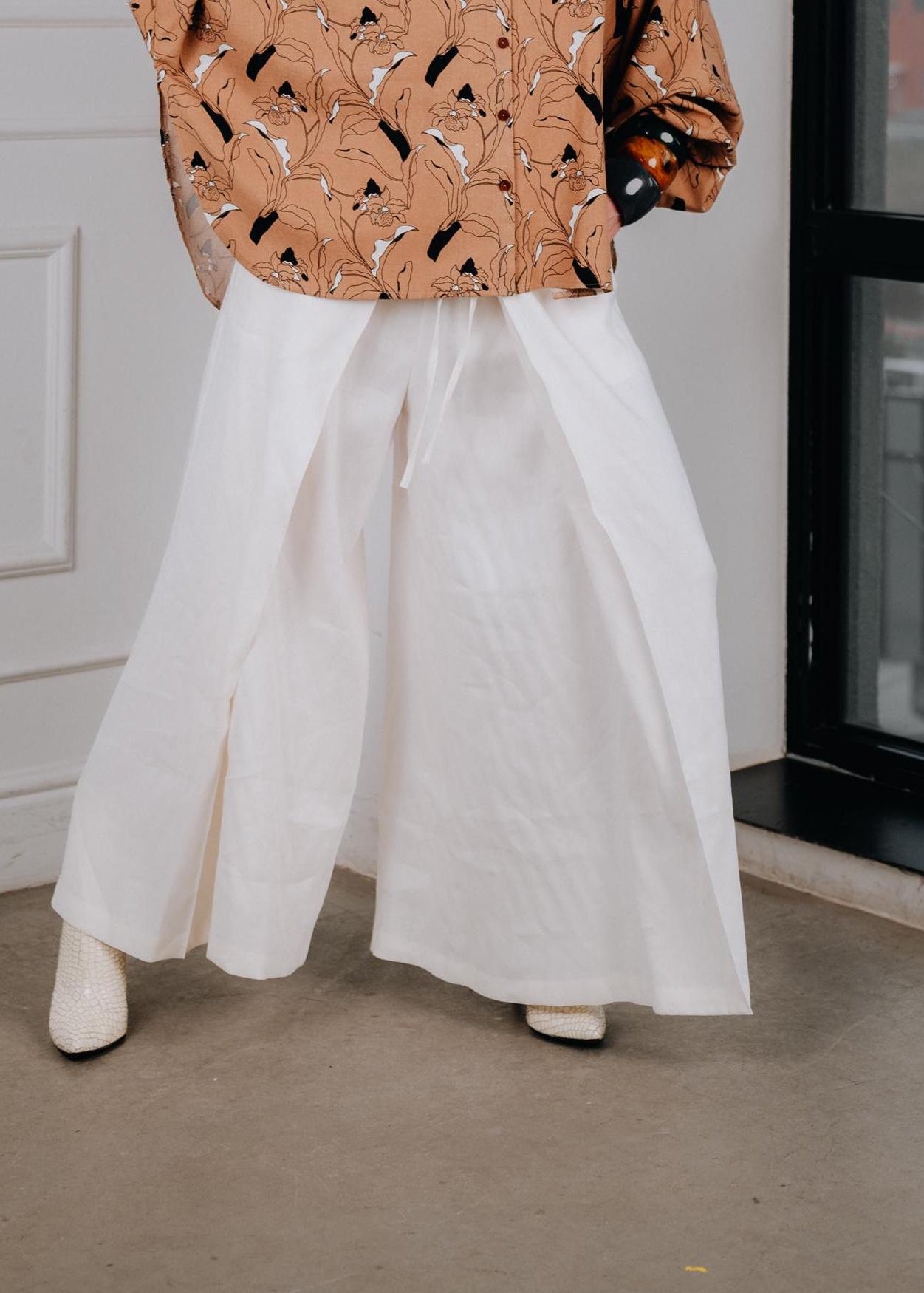 Coastal drift wide-leg linen pants for women